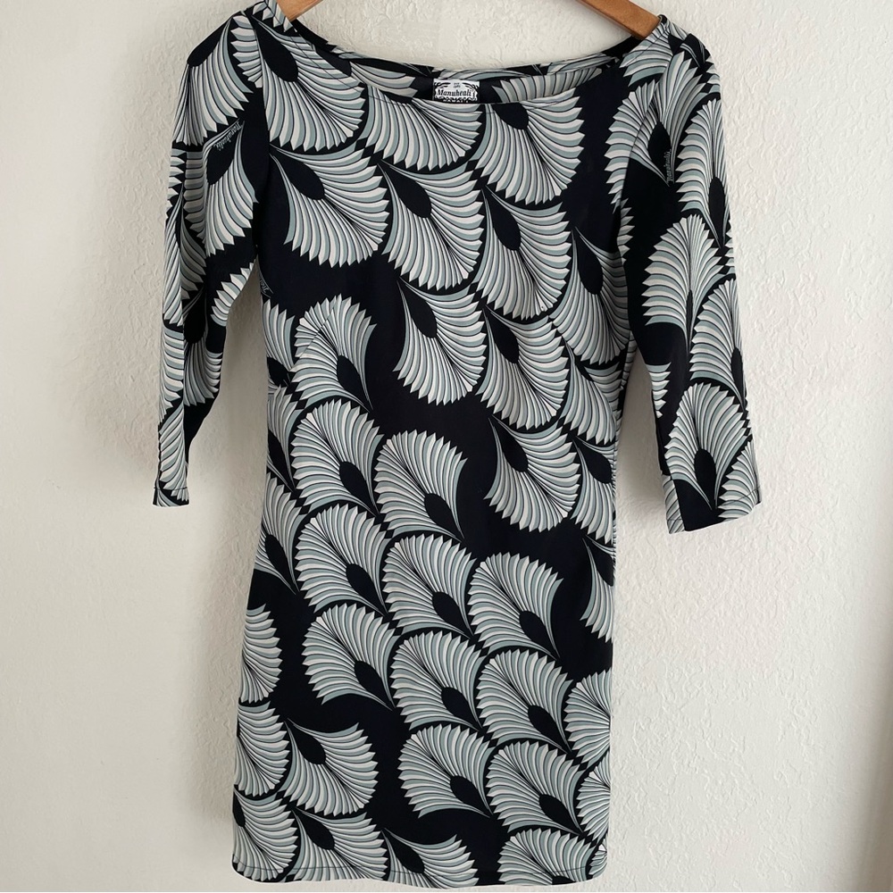 Manuhealii Patterned Dress